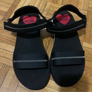 Love Moschino sandals